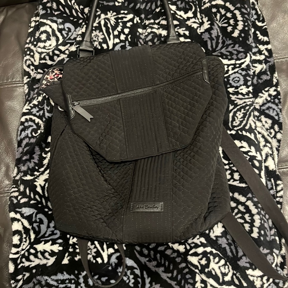Vera Bradley backpack purse. EUC.